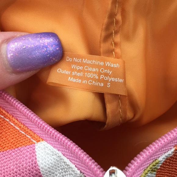 Clinique Chevron Print Cosmetics Bag - Picture 7 of 7